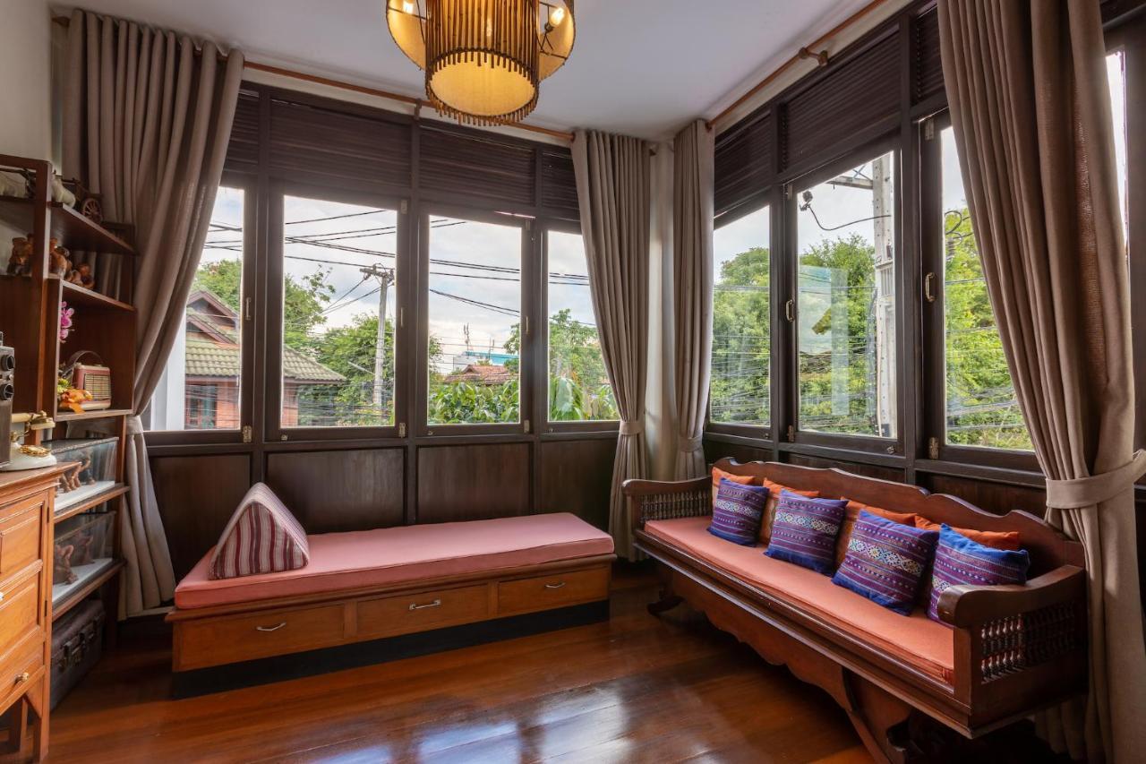Hotel Huen Hug Chiang Mai Exterior foto