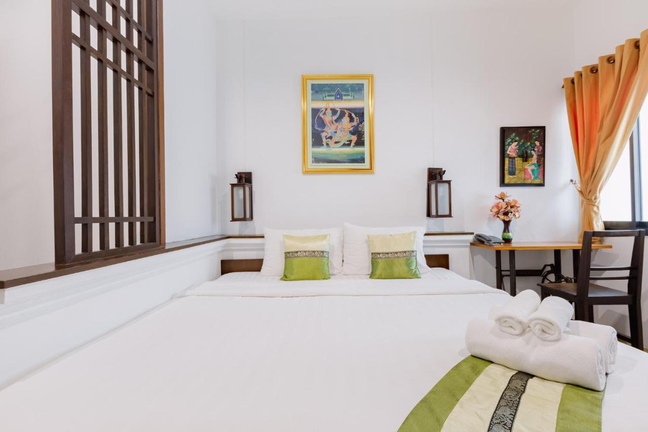 Hotel Huen Hug Chiang Mai Exterior foto