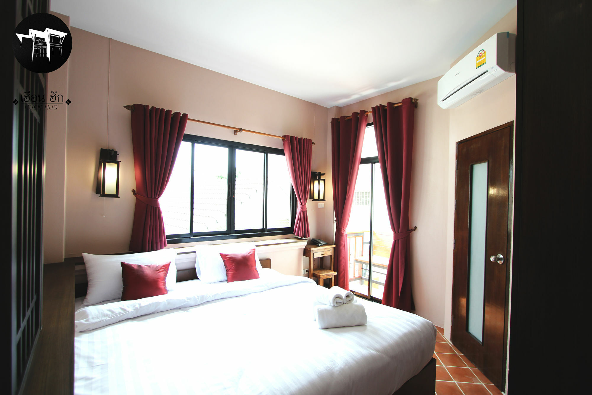 Hotel Huen Hug Chiang Mai Exterior foto