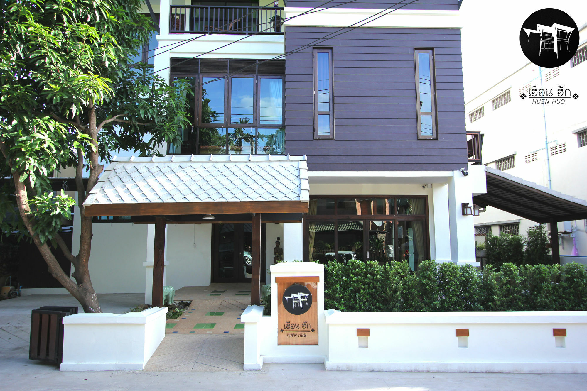 Hotel Huen Hug Chiang Mai Exterior foto